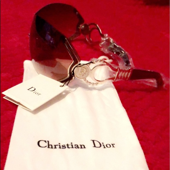 Glasses - Picture 1 of 3